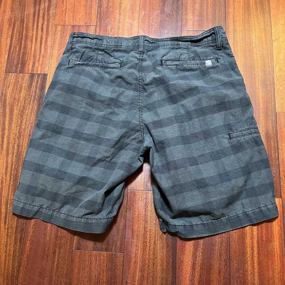 The North Face Shorts Men 36 Gray Check Plaid Outdoor Hiking Preppy Pockets